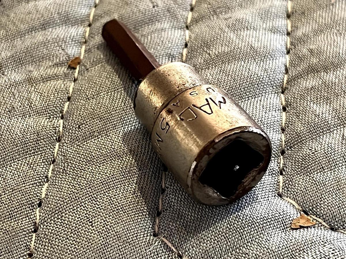 Used MAC XD5MM 3/8" Drive 5mm Hex Bit Socket Driver USA Metric