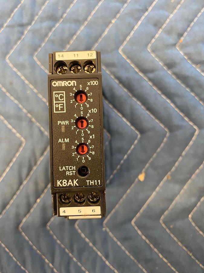 Used OMRON K8AK-TH11 24VAC/DC Conductive Level Controller