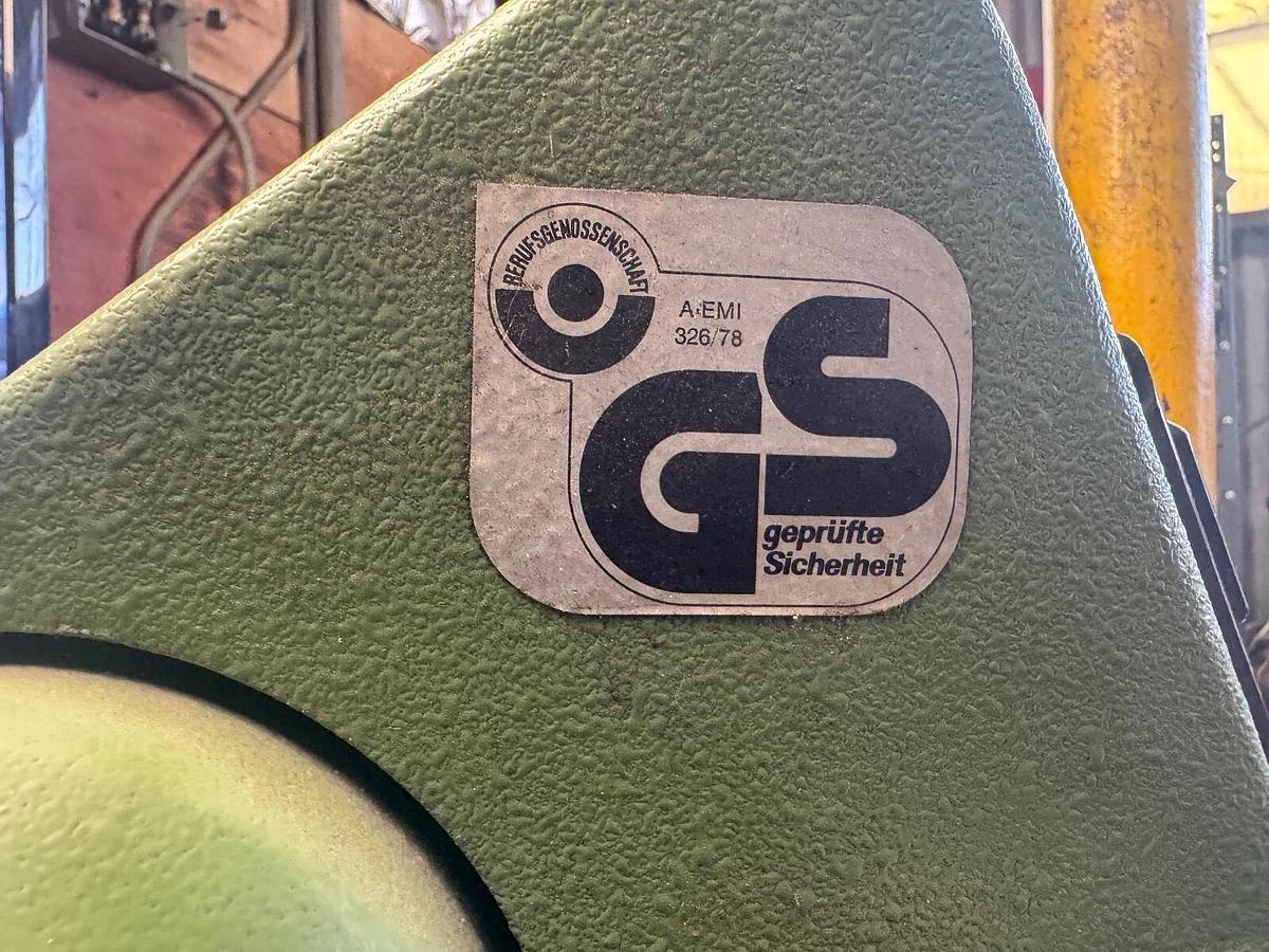 Used Kuhlmann SU2 Single Lip Cutter Grinder