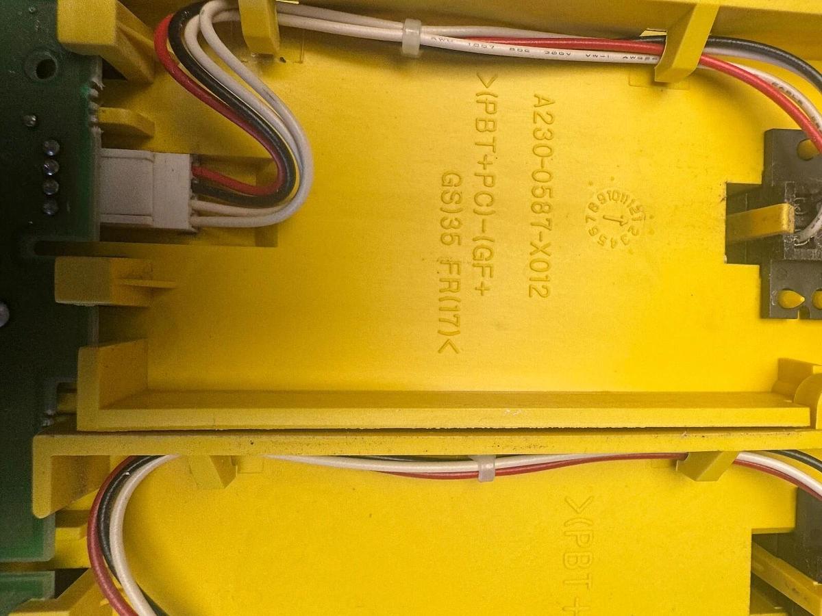 Used Fanuc A02B-0283-B803 CNC system S/N: E03203648