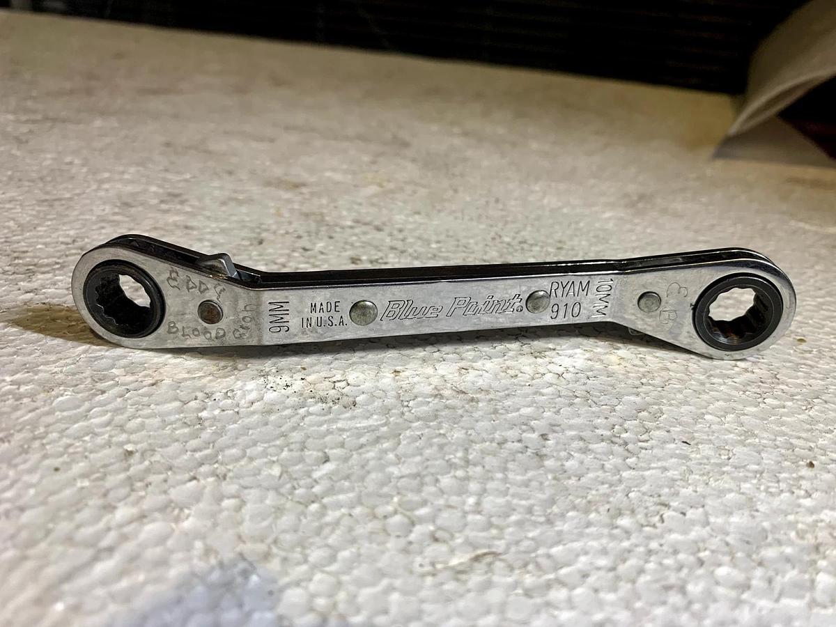 Used Blue-Point tools USA 9 x 11mm 12pt Offset Ratcheting Wrench RYAM910