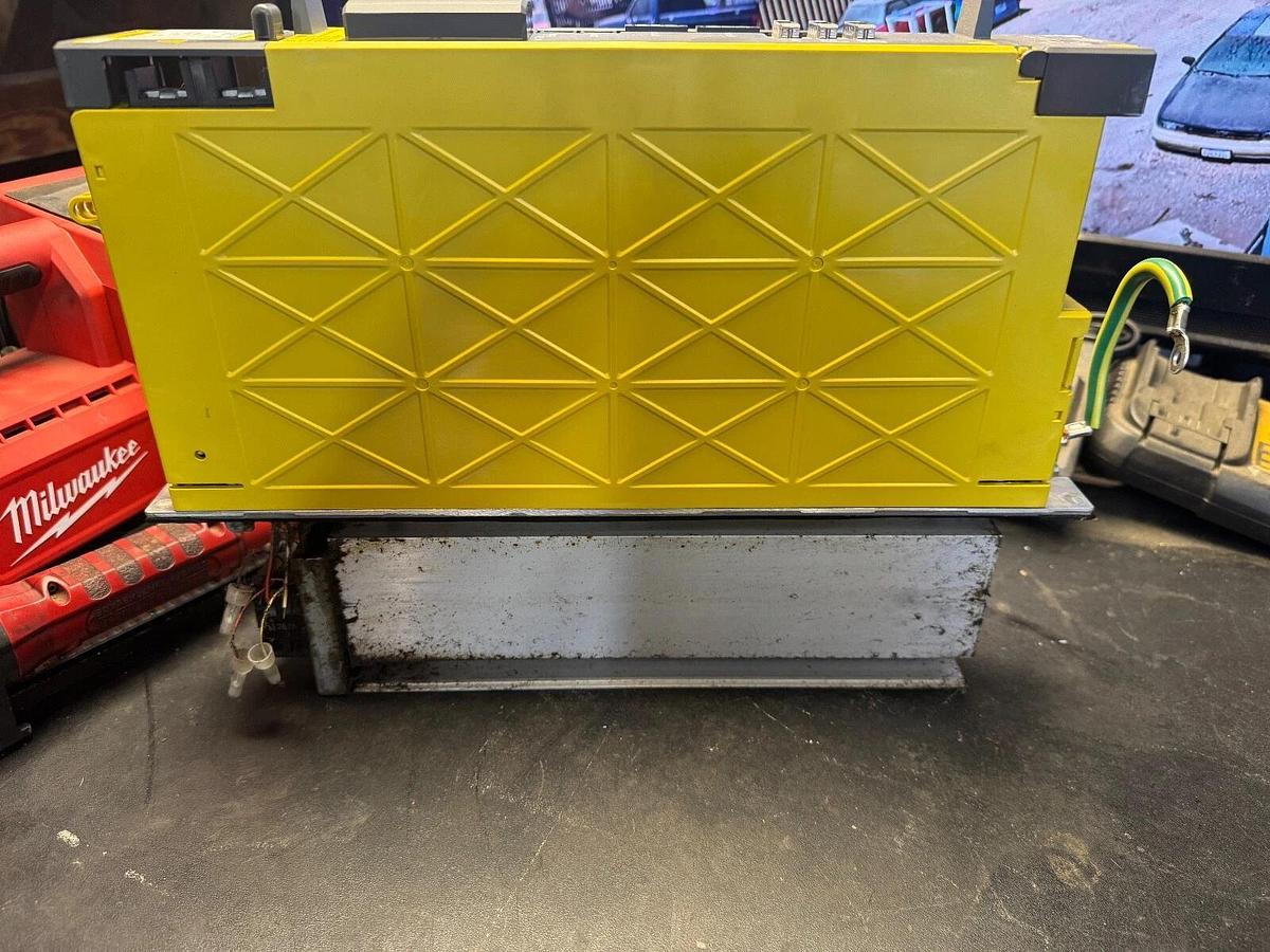 Used New FANUC A06B-6114-H207 Servo Drive A06B6114H207