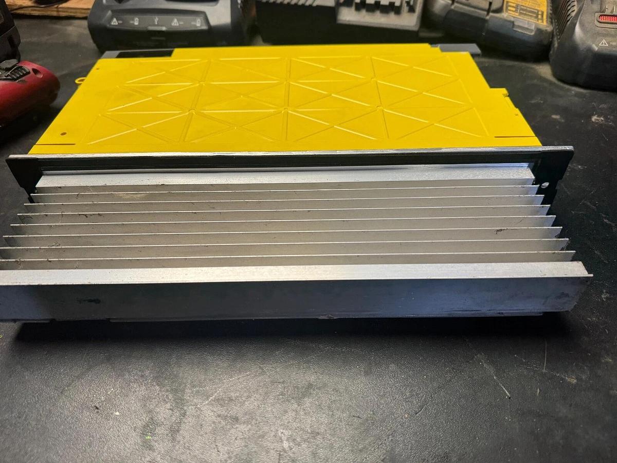 Used Fanuc Servo Amplifier Module A06B-6114-H105