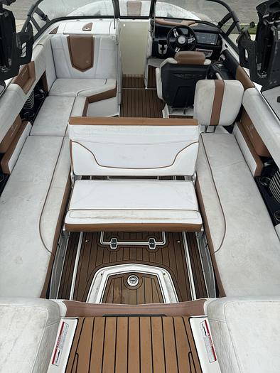 Used 2018 Nautique Super Air Nautique G25 Costal