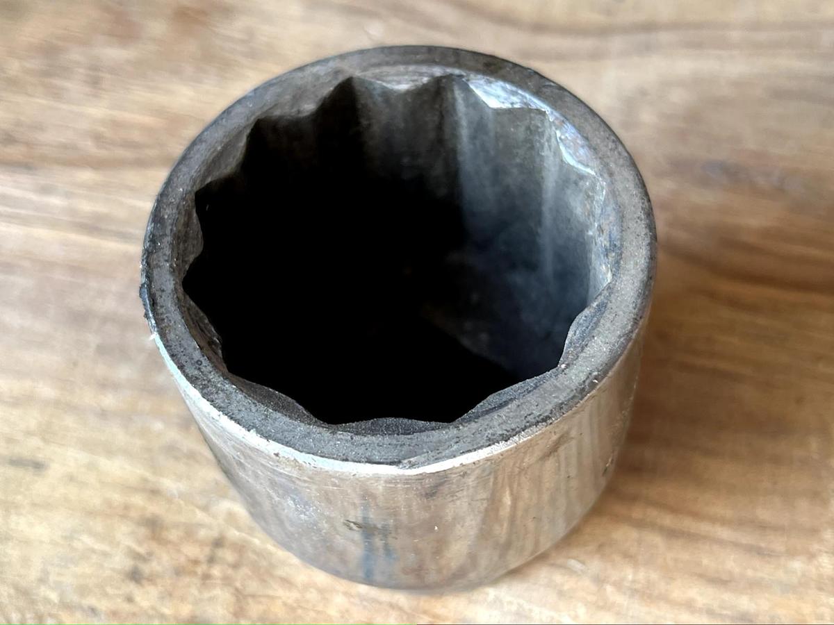 Used SK 47148 Socket 3/4" Drive 12 Point 1-1/2"