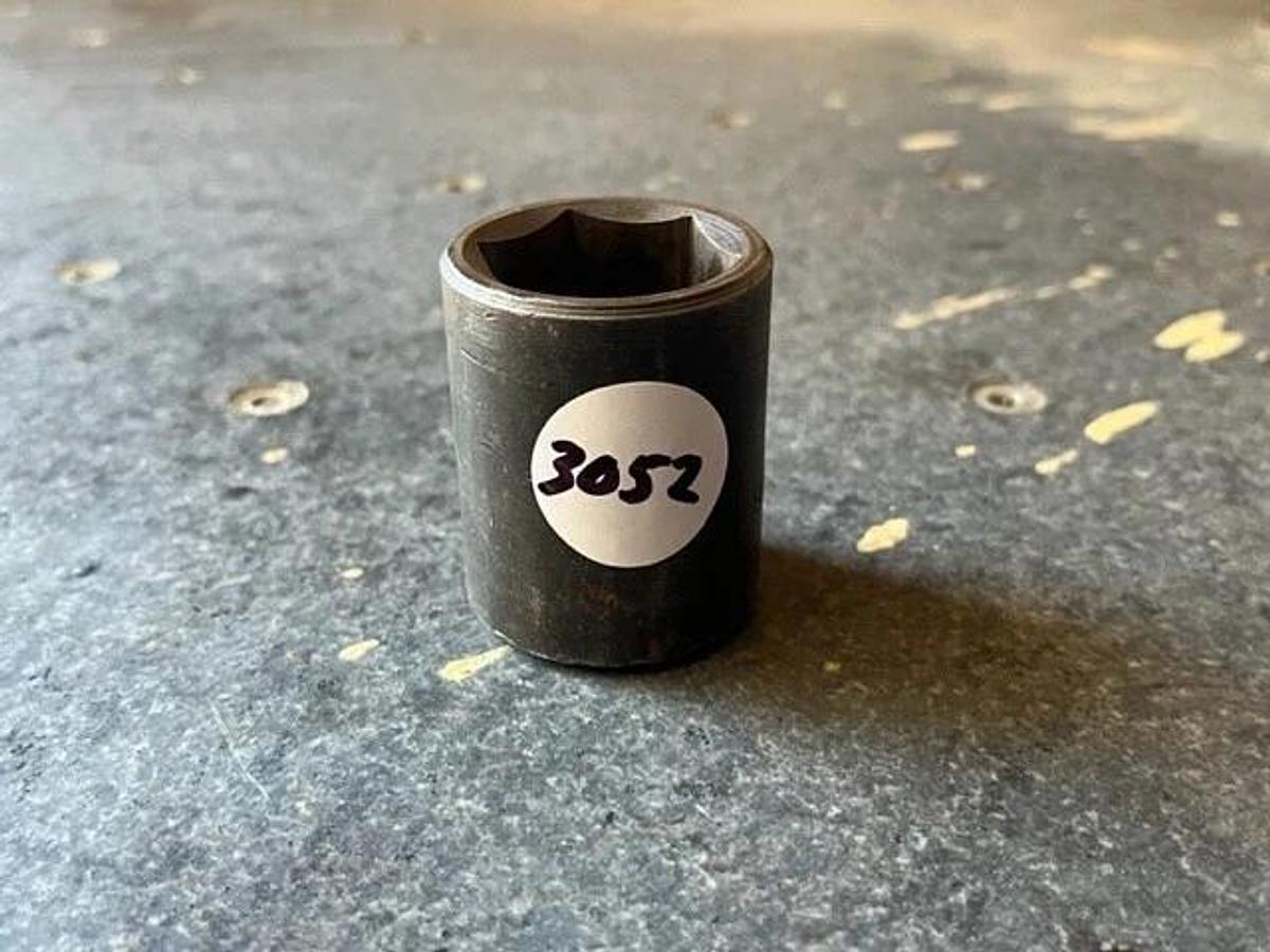 Used Bonney 1 1/8 USA Short Impact Socket 6pt. 1/2"Dr.  P3236