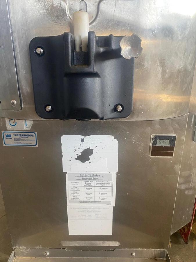 Used Frozen Yogurt Machine/Milkshake: Taylor Crown. Model: C713-33