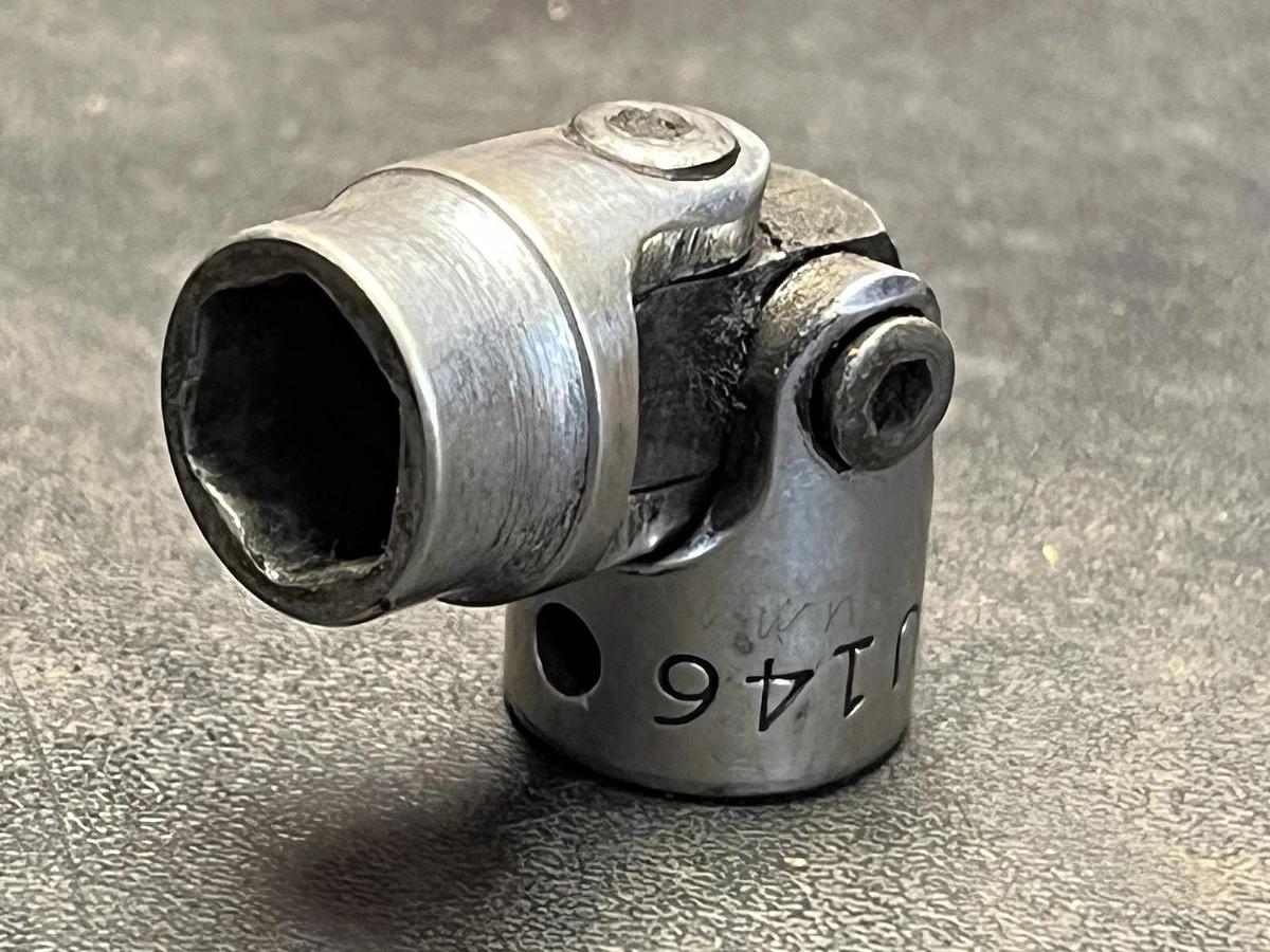 Used Mac Tools XU146  7/16in. 3/8" Drive  6PT Swivel Shallow Chrome Socket  7/16"