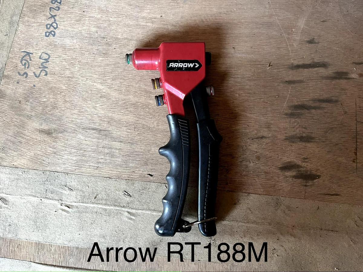 Used Arrow One Handed Riveter Tool Riveting Gun - Model RT188M