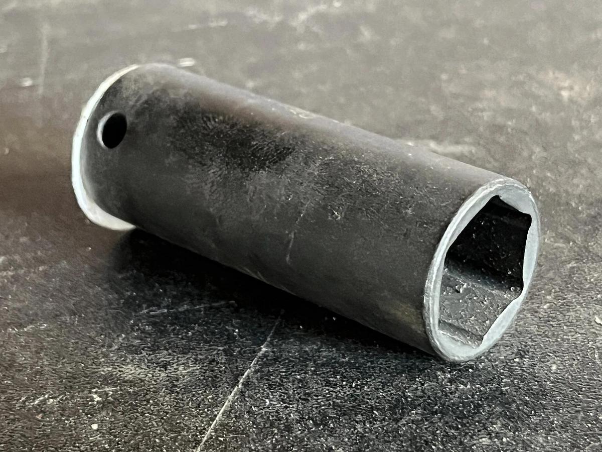 Used Matco Tools 3/8” Drive 11/16" SAE Deep 6 Point Impact Socket BDP226V