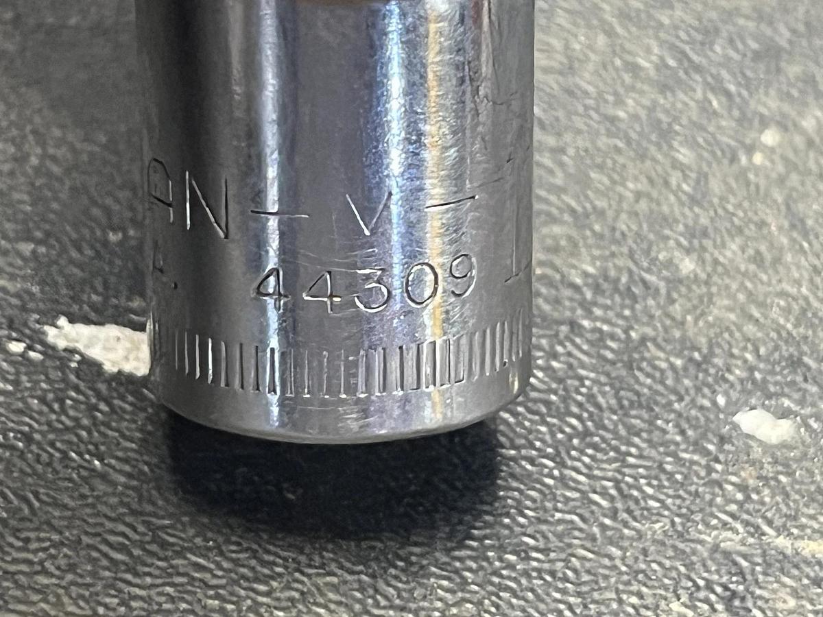 Used Craftsman USA 11mm 12 Point 3/8" Drive Shallow Socket 44309 G Series