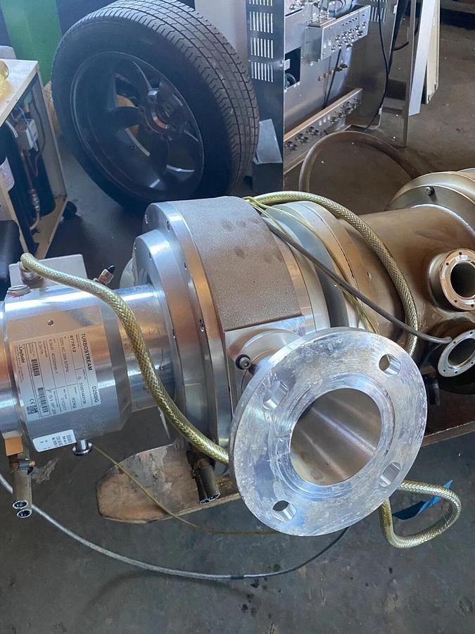 Used Oerlikon Leybold vacuum Turbostream D2500G   Off of Bystronic CO2 Laser