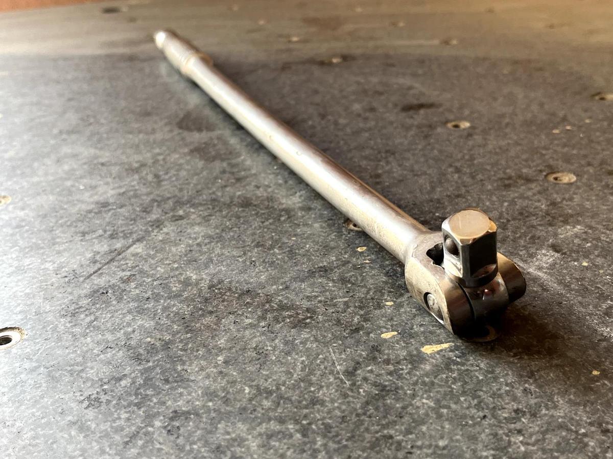 Used SNAP ON  SN18A  1/2" Drive 18" Standard Handle Breaker Bar  USA