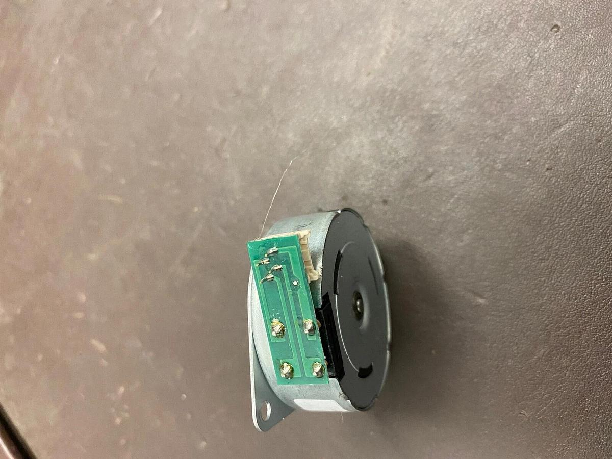 Used OKI STEPPING MOTOR KCL42SCK500C  DC24V 25 7.5 DEG/STEP