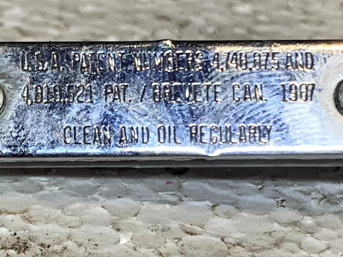 Used BLUE POINT RYA1214  3/8"  7/16" 12 PT DIRECTIONAL RATCHETING OFFSET BOX WRENCH