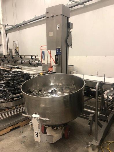 Used 1992 Reiser VI-B Column Lifter / Buggy Dumper