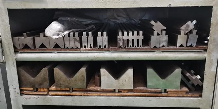 Used 2010 BYSTRONIC EP31-200 BENDING MACHINE