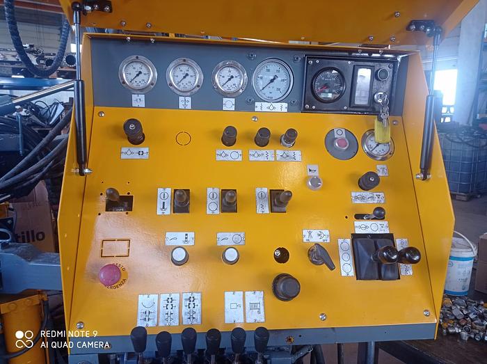 Ricondizionato Atlas Copco Mustang 4F4