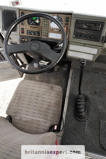 Used 1990 MAN 16.290 52 seats coach bus