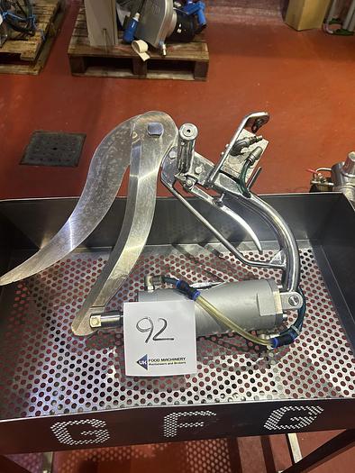 Used COMPLETE SLAUGHTER LINE FOR CATTLE, PIGS & SHEEP