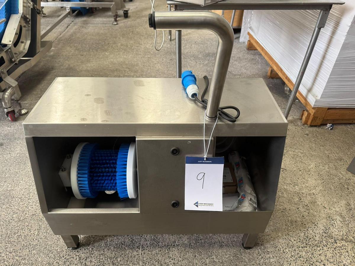 Kubasik boot washer. boot washer.