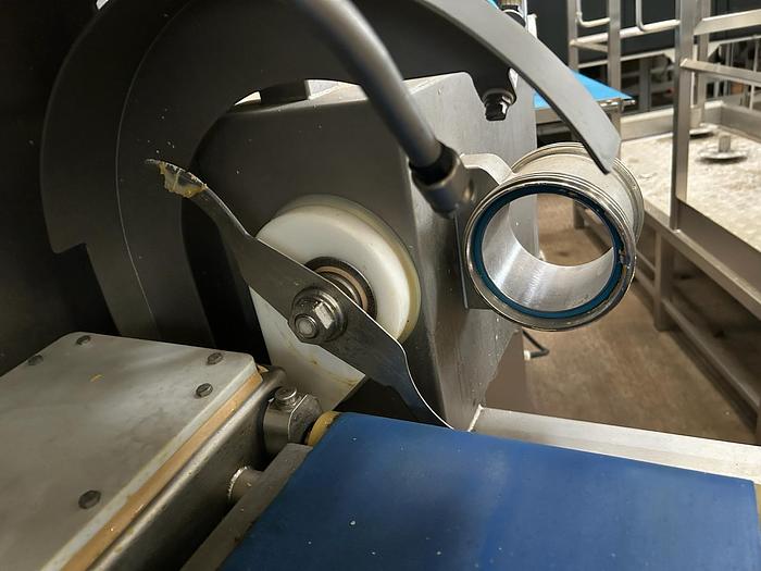 Used Vemag GmbH / Reiser HP 10C vacuum filler with FM250 Forming Machine and SB 260 Shuttle Conveyor