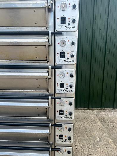 Used TOM CHANDLEY OVEN