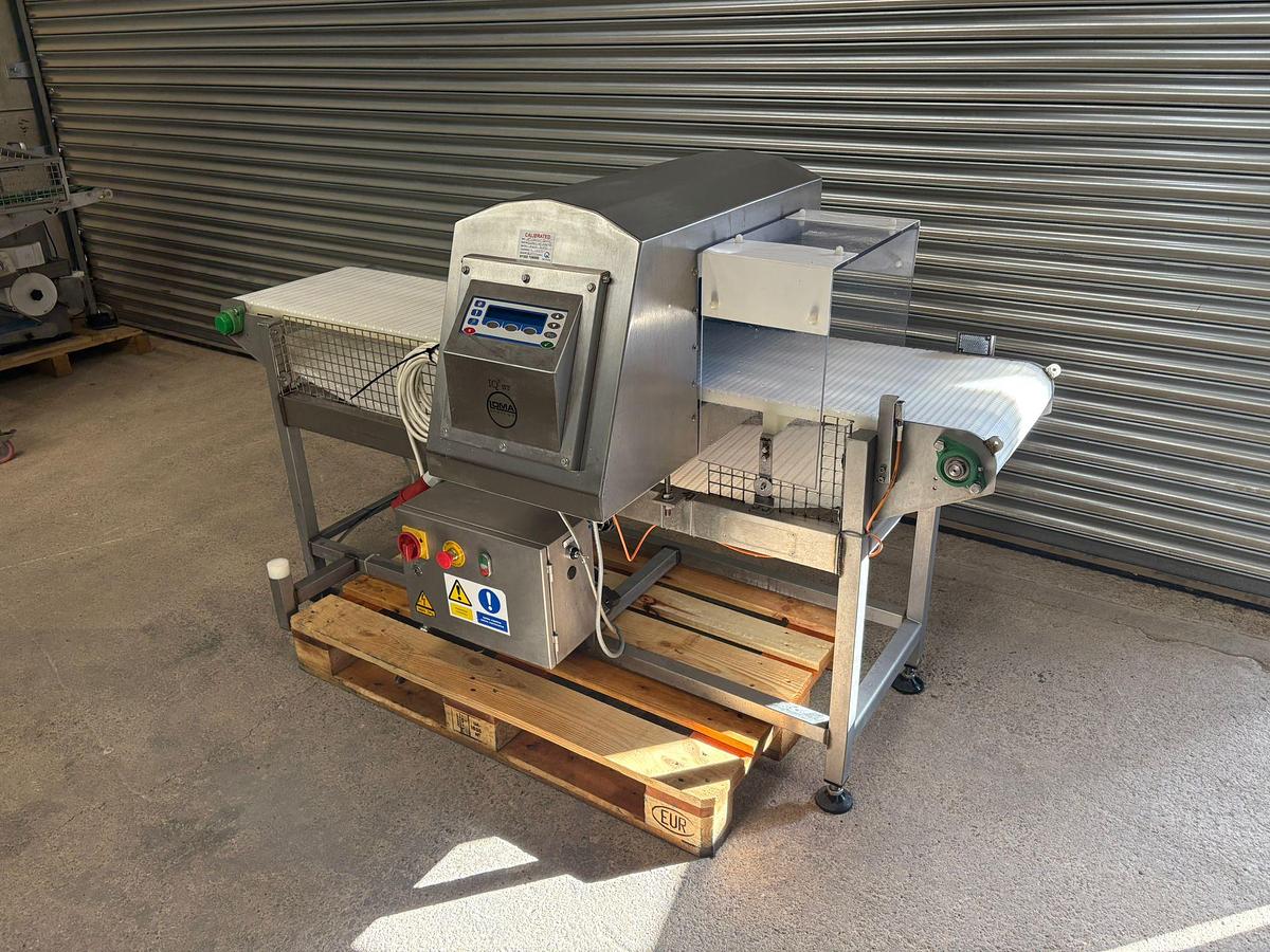 Used LOMA IQ3 METAL DETECTOR