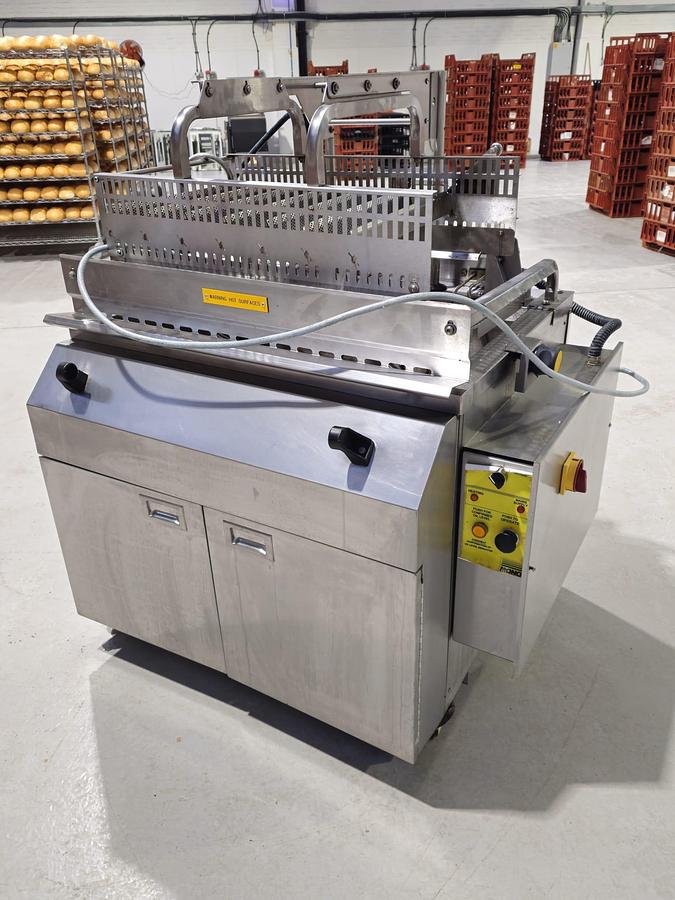 Used Mono Doughnut Fryer