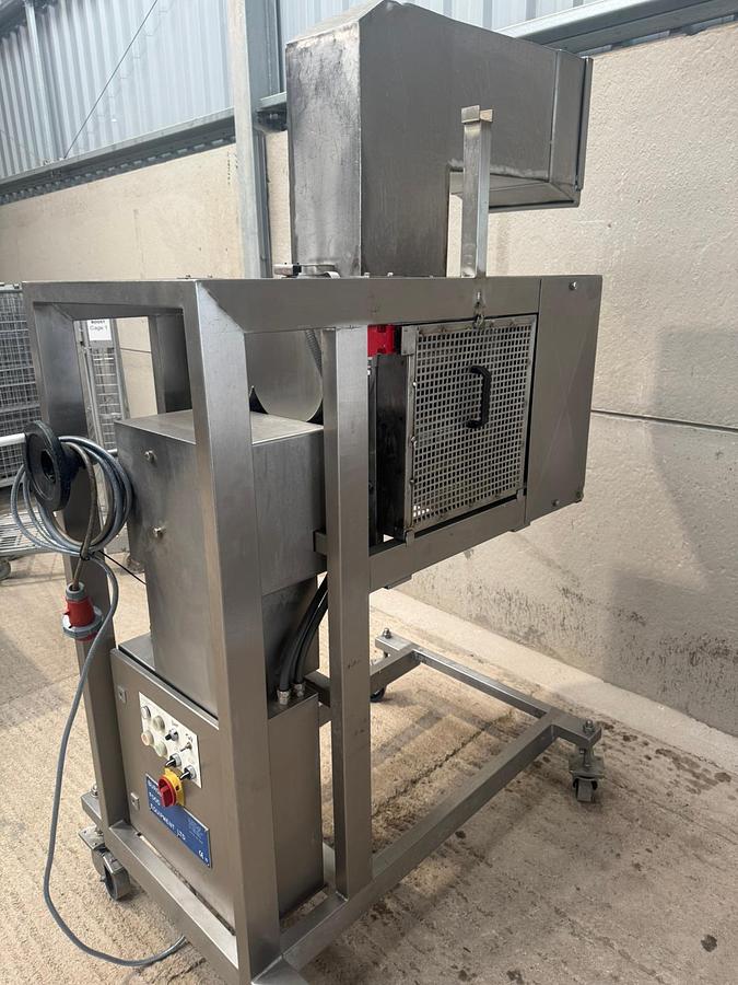 Used Burgess  Roll Sheeter