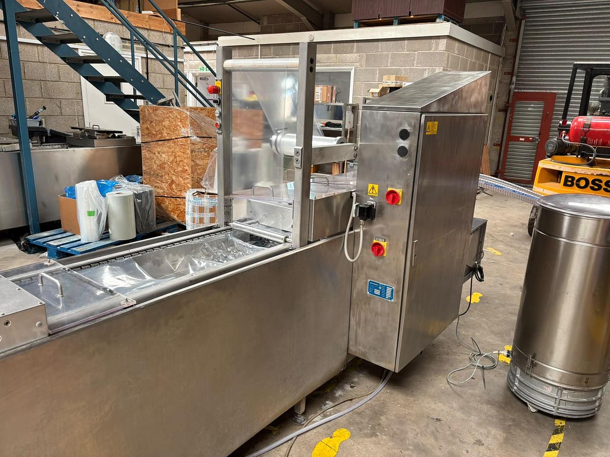Used VARIOVAC OPTIMUS THERMOFORMER
