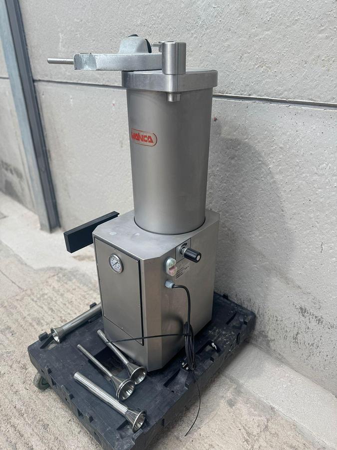 Used MAINCA SAUSAGE FILLER