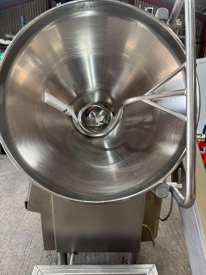 Used HANDTMANN VF200 VACUUM FILLER