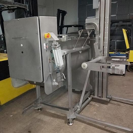 Used Karl Schnell  750L paddle mixer with lifter