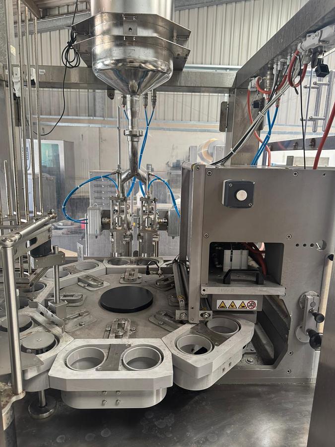 Used ILPRA ROTARY FILL SEAL MACHINE