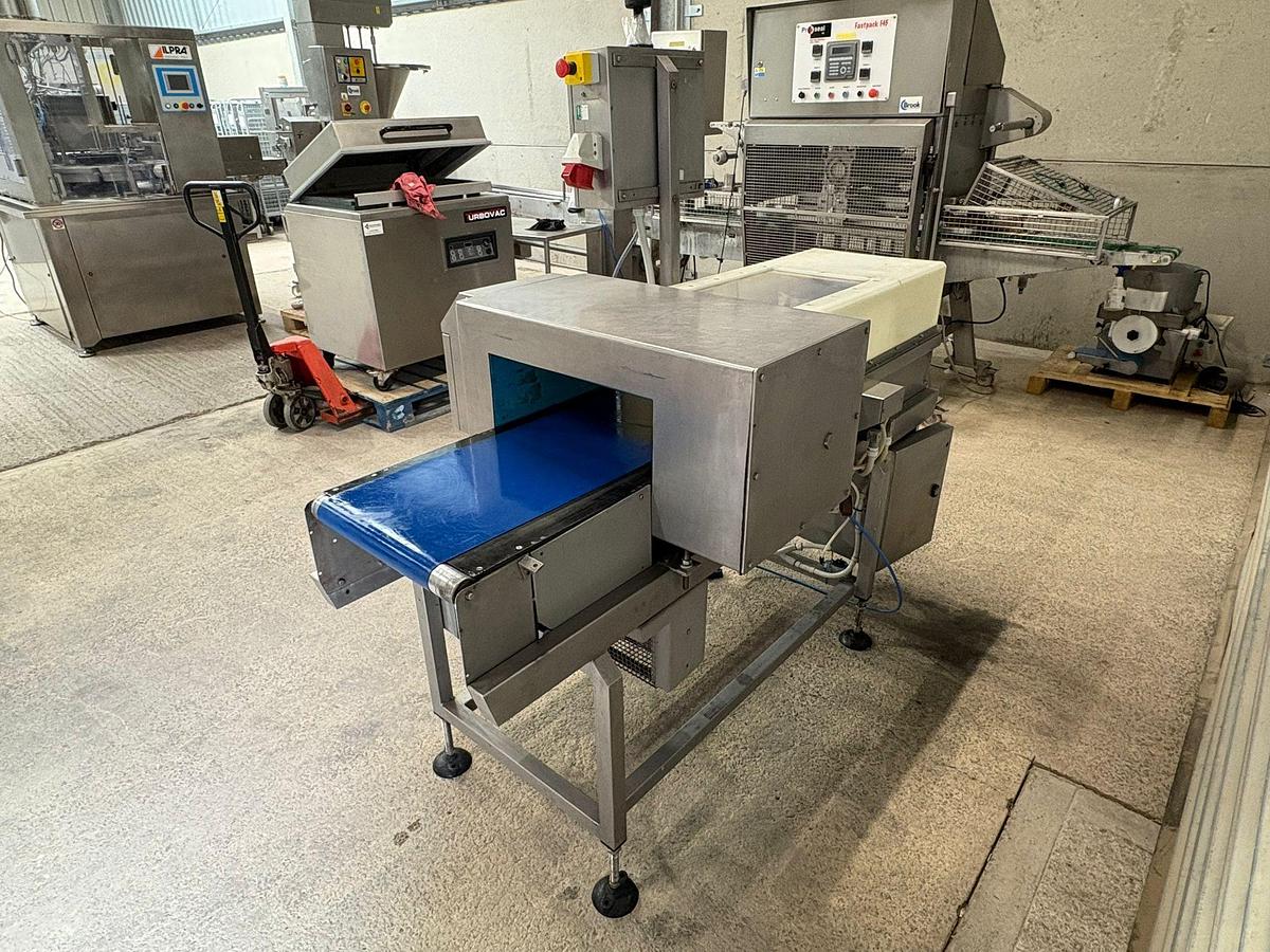 Used LOMA METAL DETECTOR