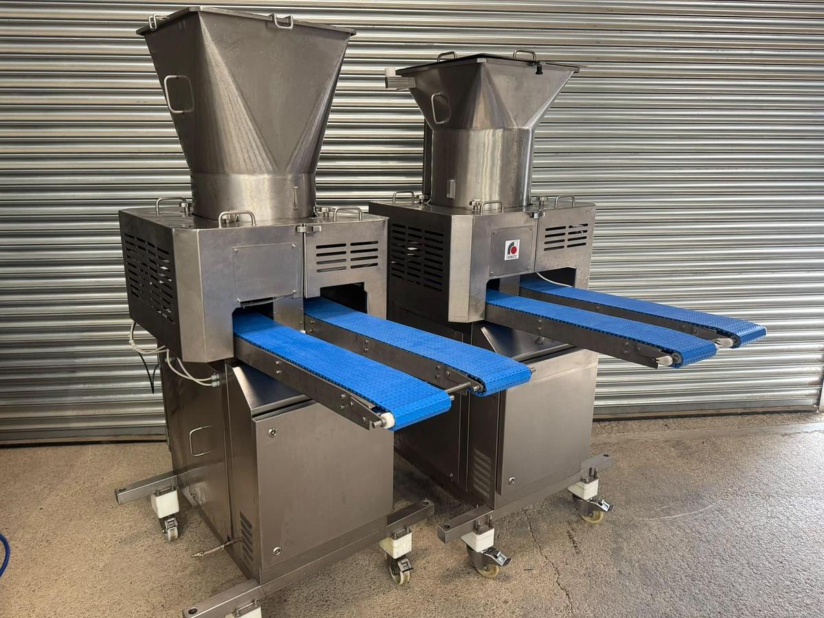 Used DEIGHTON DUAL LANE FORMER