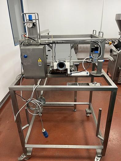 Used VEMAG ROBOT 500 WITH EXTRUDER AND CUTTING DEVICE