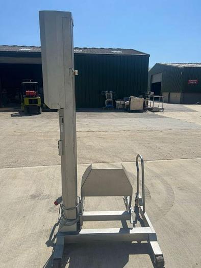 Used NIMO MOBILE TOTE BIN LIFTER