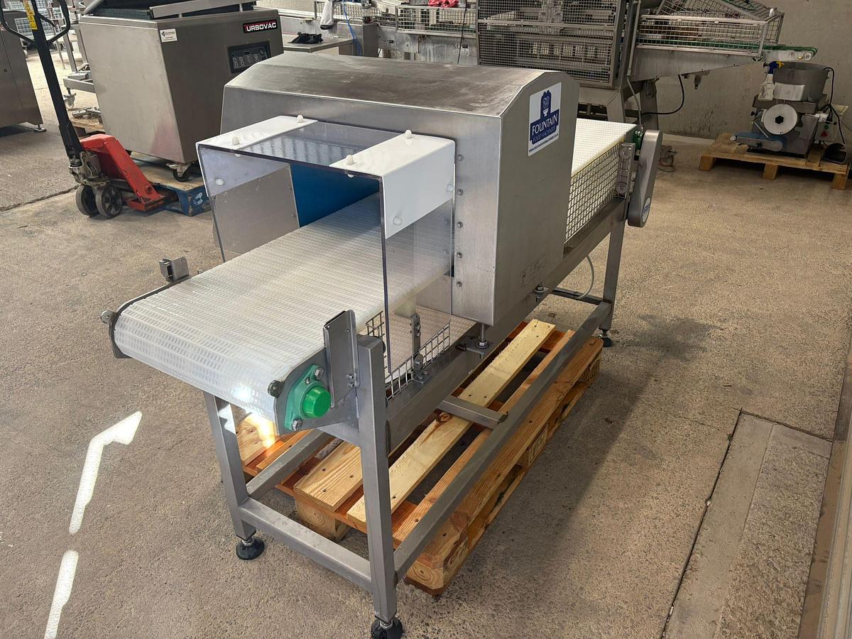 Used LOMA IQ3 METAL DETECTOR