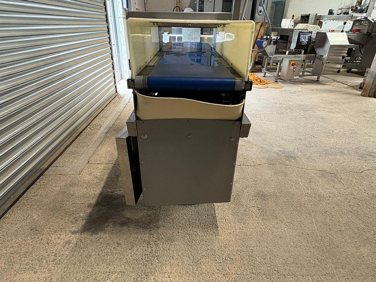 Used LOMA METAL DETECTOR