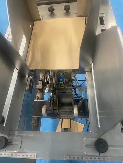 Used POUCH PACKING MACHINE