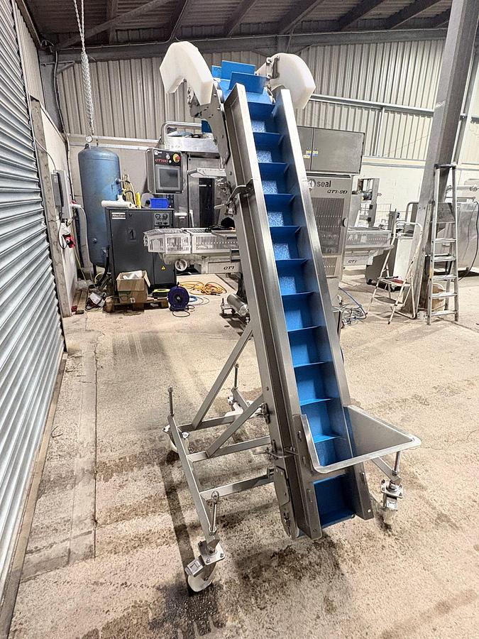 Used SYSPAL INCLINE CONVEYOR