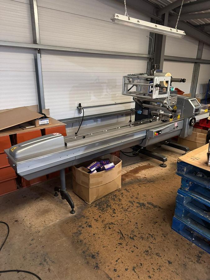 Used PFM Pearl Flowrapper