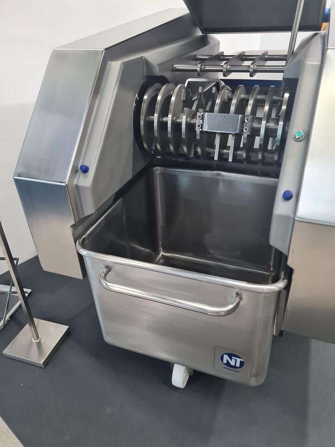 Used EX DEMO Niro-Tech SM4000 BLOCK FLAKER