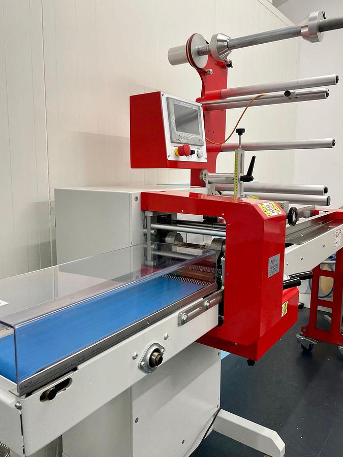 Used DM PACKAGING FLOWRAPPER