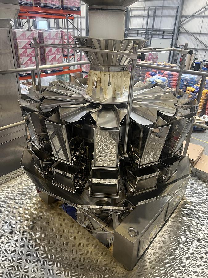 Used POUCH FILLING MACHINE