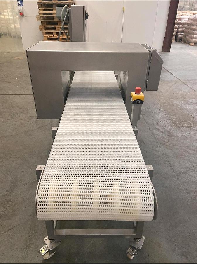 Used LOMA IQ2 BULK HEAD METAL DETECTOR