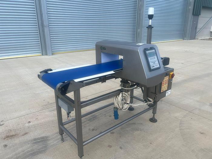 Used CEIA METAL DETECTOR