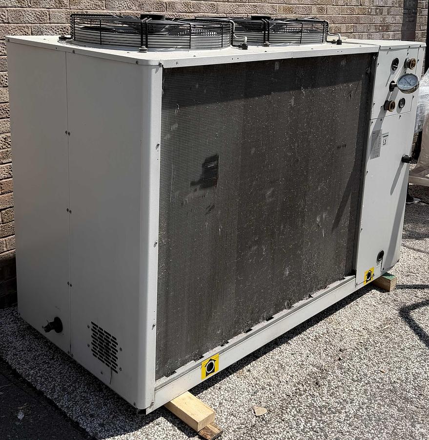 Used WATER CHILLER